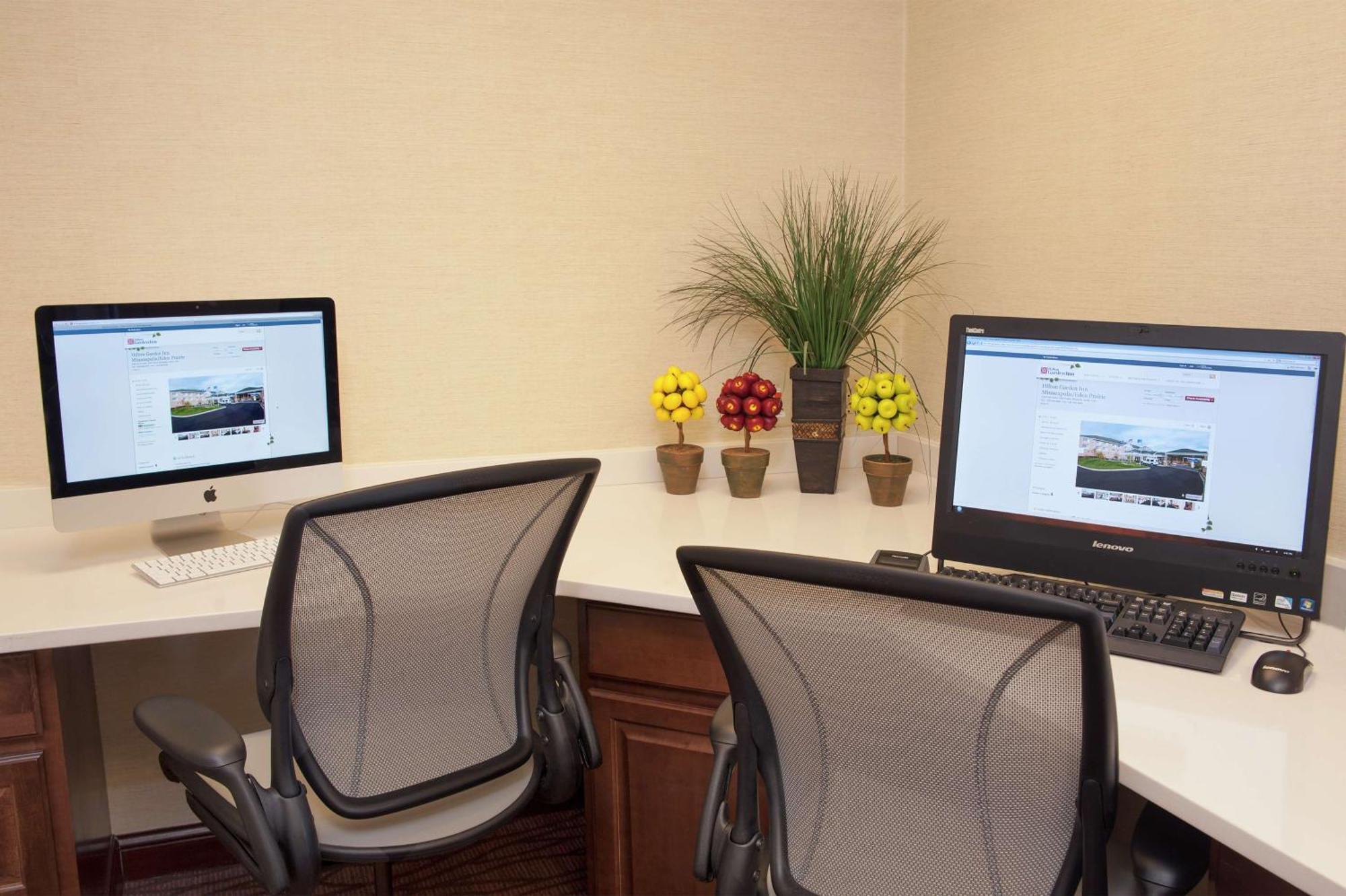 Hilton Garden Inn St. Paul Oakdale Ngoại thất bức ảnh